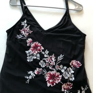 WHBM like new floral cami size medium.